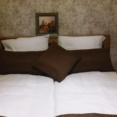 Guest House Sandro คัซเบกี ห้อง รูปภาพ
