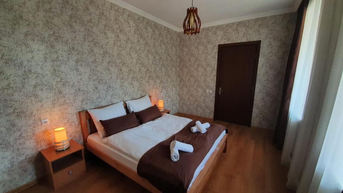 Guest House Sandro คัซเบกี ภายนอก รูปภาพ